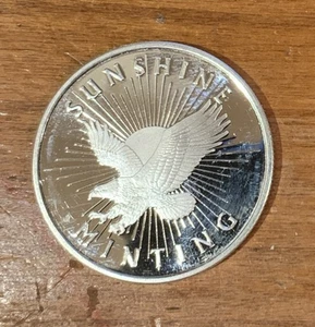 Silbermünze 1 Oz .999 Feinsilbermedaille von Sunshine Minting Silver Eagle - Bild 1 von 2