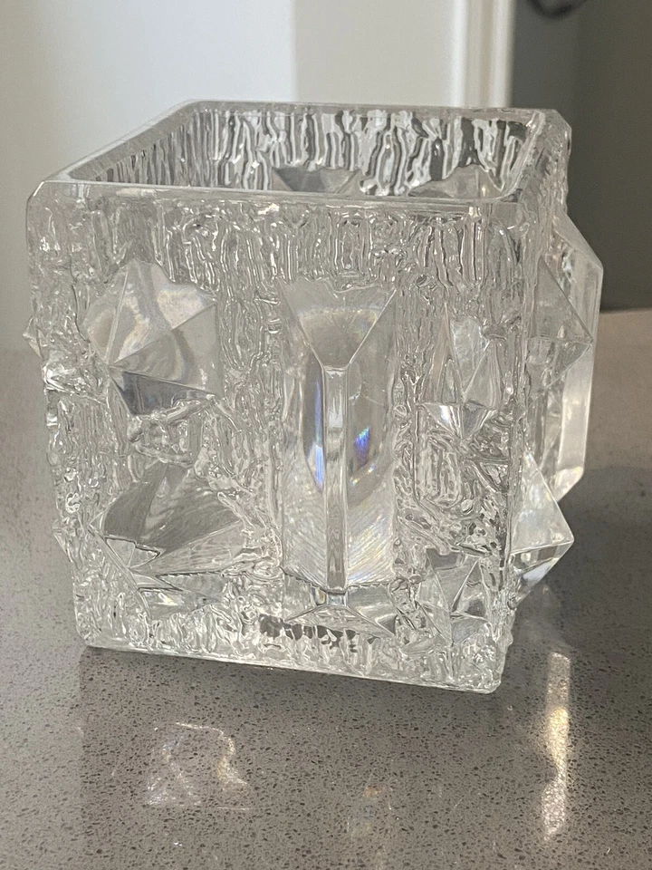 Jarrón portavelas de cristal Iceberg brutalista MCM de colección hecho en Alemania Occidental Foto 1 de 4