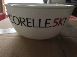 Corning Ware Corelle Weinglas Marathon 2017 Gedenk Nudel Schale 28oz NEU - Bild 1 von 2