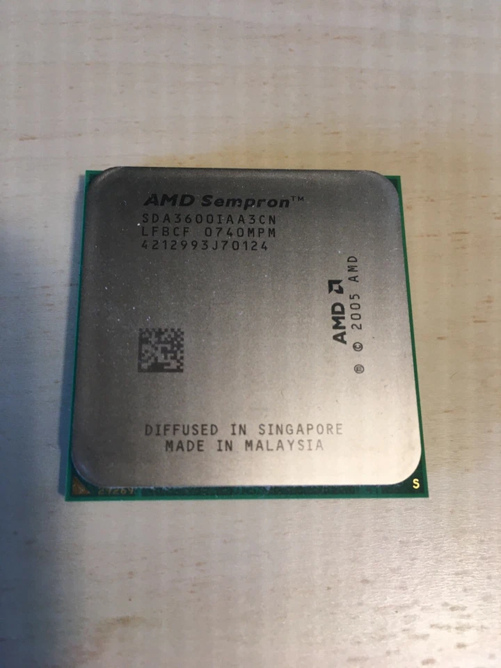 AMD Socket AM2 CPUs - Image 1 of 3