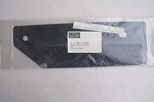 Genuine OEM Carpet Retainer for Jaguar XJ6 1987-1994 (BEC5568) - Picture 1 of 2