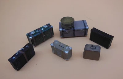 LAMOSCH Nostalgisches Kofferset 1/35. Top Zubehör für Dioramen