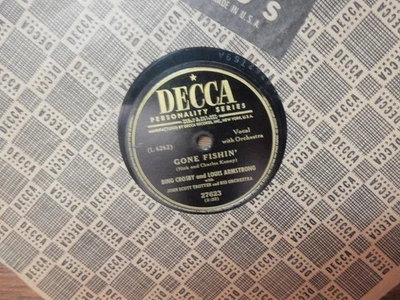 Gone Fishin’ / We All Have a Song in Our Heart – Bing Crosby and Louis Armstrong - Image 1 of 3
