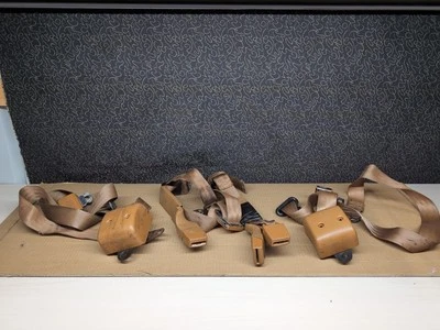 Camioneta Dodge D150 D350 W150 1981 87 88 89 1993 cinturones de seguridad cinturones de regazo bronceados originales Foto 1 de 4