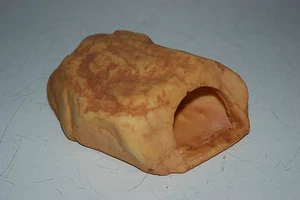 Pequeño Cíclido Cueva Decoración para Acuarios 16 x 10 x 5 cms Camarón Reptile - Imagen 1 de 6