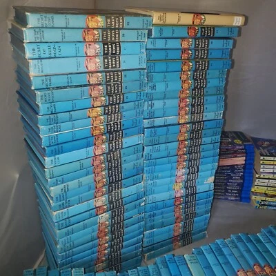 Vtg Hardy Boys Matte blue complete your set HC Buy multiple save on shipping - Image 1 of 3