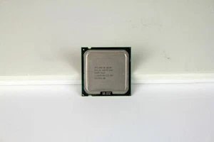 Intel Core 2 Quad Q8200 2.33GHz - Imagen 1 de 3