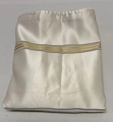 Expositor de tienda falsa almohada Legacy King de la colección de hoteles Foto 1 de 3