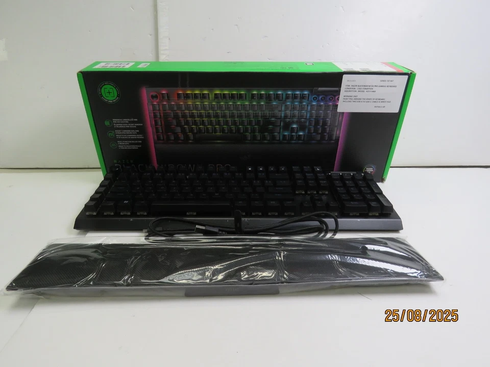 Razer BlackWidow V4 Pro Mechanical Gaming Keyboard GREEN SWITCHES - Image 1 of 4