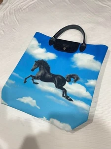 Longchamp Kulturpapier Collaboration Top Henkeltasche M gebraucht guter Zustand - Bild 1 von 4