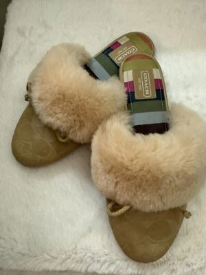 Zapatillas deslizantes Coach CARRA 7 1/2 Signature C con ribete de piel en relieve para mujer Foto 1 de 4