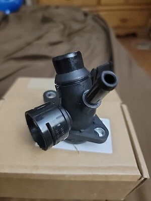 Coolant Outlet Flange For 09-17 Audi A4 Quattro Q5 A5 A6 allroad CAEB DF55Q9 - Image 1 of 4