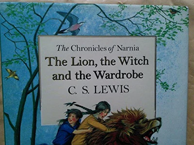 THE CHRONICLES OF NARNIA THE LION THE WITCH AND THE WARDROBE by C S LEWIS Book - Image 1 of 2