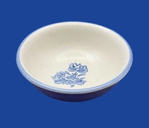 Pfaltzgraff Yorktowne Berry Bowl - Picture 1 of 4