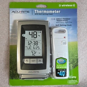 AcuRite Wireless Indoor Outdoor Digital Thermometer w/ High Low Memory & Clock - Picture 1 of 3