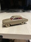 Ford Taunus 559 grise Dinky Toys Meccano 1/43 jouet ancien original 1965