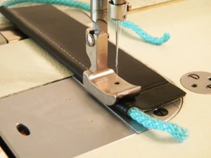 Keder fuß ( links )  breite zum auswahl P36069L Passt für Pfaff 1217 1222 usw. - Bild 1 von 9