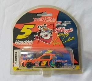 AUTOGRAPH Team Caliber Pit Stop 1:64 Kellogg's Tony Tiger #5 Terry Labonte 2002 - Picture 1 of 4
