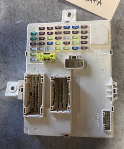 2011-2014 Hyundai Sonata OEM Interior Cabin Fuse Box Junction Block #4059 - Bild 1 von 3