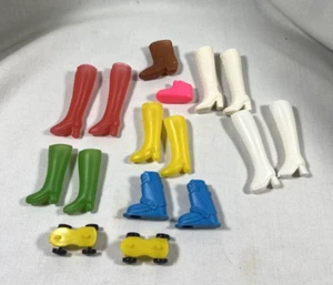 VINTAGE BARBIE BOOT LOT OF 16 NO MARKINGS - Picture 1 of 3