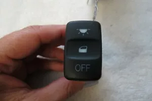 99 00 01 02 03 04 2003 Interruptor de luz de puerta Honda Odyssey OEM 3151W - Imagen 1 de 5