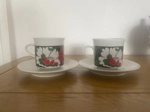 Vintage Freiberger Porzellan 2 Espresso Floral Cups And Saucers GDR Ultra Fine - Picture 1 of 10