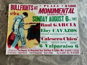 Póster original mexicano 1967 Standee Bullfighters 11 7/8" x 16 1/4" cerveza - Imagen 1 de 3