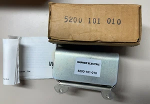 WARNER ELECTRIC CONDUIT BOX 5200-101-010 - Picture 1 of 2