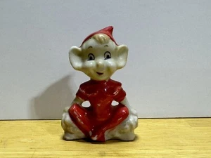Elf Pixie Figurine Thames Ceramic Japan Red Squatting Vintage Approx 3 Inch - Picture 1 of 8