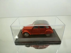 GUISVAL CITROEN 2CV6 - RED 1:36? - GOOD CONDITION IN SHOWCASE - Imagen 1 de 4