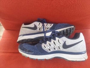 Womens Nike Vomero9 Running Shoes. Size 9.5. Navy Blue - Picture 1 of 12