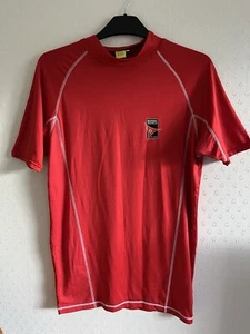 Camiseta roja Ferrari World Abu Dhabi talla XL EN MUY BUENA CONDICIÓN ********Envío gratuito********** - Imagen 1 de 7