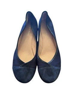 TARYN ROSE Merwyn Navy Blue Low Embossed Wedge & Toe 9M Comfort Stretch $345 - Picture 1 of 13