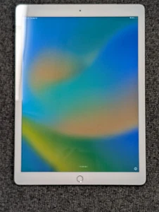 Apple iPad Pro 12.9" 1st Gen A1652 128GB WiFi + 4G Silver Unlocked **READ - Picture 1 of 8