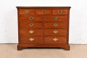 Thomasville Georgian Solid Mahogany Eleven-Drawer Dresser or Chest of Drawers - Picture 1 of 11