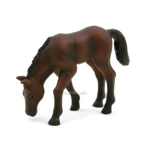 Mojo Fun 387073 Bay Araber Fohlen grasend realistisches Modellpferd Spielzeug Replik - Neu in Verpackung - Bild 1 von 1