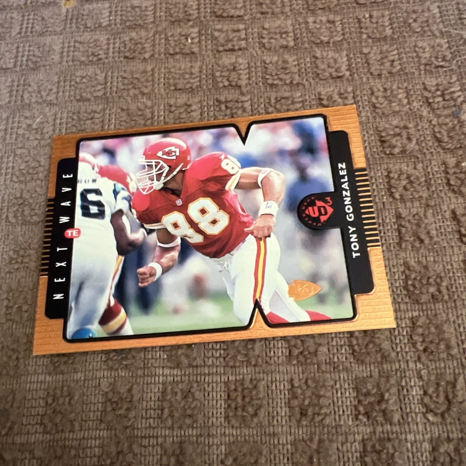 1998 Upper Deck UD3 Next Wave Tony Gonzalez #47 HOF Kansas City Chiefs FOOTBALL - Image 1 of 3