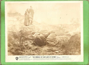 #D493. 1952 THE MIRACLE OF OUR LADY OF FATIMA MOVIE PROMOTIONAL PHOTOGRAPH - Picture 1 of 1