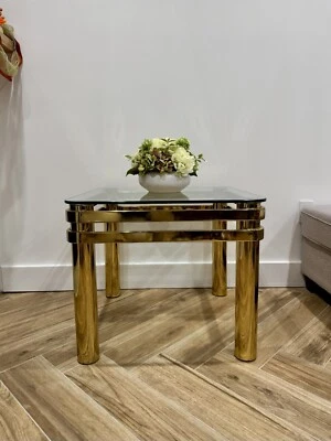 Mesa auxiliar o auxiliar de latón años 70 Foto 1 de 4