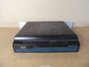 Routeur de service intégré Cisco série 1900 CISCO1941/K9 V05 ISR + OREILLES RACK - Photo 1/8