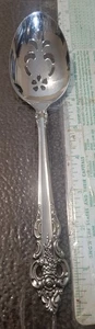 Cuchara perforada Community Stainless de Oneida Cherbourg B117G - Imagen 1 de 3