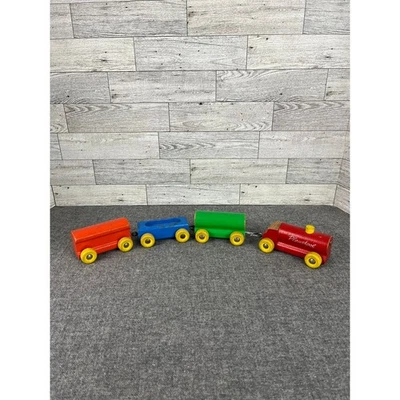 Juego de TREN de Madera PLAYSCHOOL De Colección 4 piezas Coches MOTOR Pintados a Mano Vinculados Colorido Foto 1 de 4