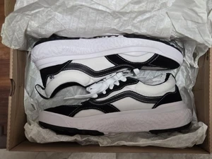 Vans - Unisex Ultrarange Neo Vr3 Schuhe, Farbe Black/Black/Marshmallow, Größe:... - Bild 1 von 6