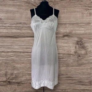 Vintage Damen kleines elfenbeinfarbenes Satin Spitze Dessous Unterkleid feminine kokette Fee - Bild 1 von 10