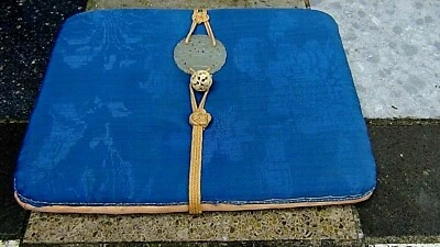 ANTIGUO SOPORTE DE PAPEL DE ALMOHADA DE SEDA CHINA 19c con placa de jade celadón perforado y bola lbal Foto 1 de 4