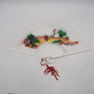 Ventilador plegable japonés de plástico pintado para dama - Imagen 1 de 3