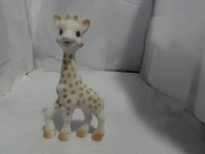 UsedVeryGood - Sophie The Giraffe Polka Dots - Image 1 of 4