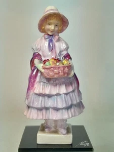 Figura de colección Royal Doulton GRETA 1931-1953 HN 11265 en maceta de Doulton. - Imagen 1 de 8
