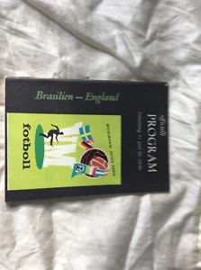 1958 WORLD CUP SWEDEN - ENGLAND V BRAZIL - Picture 1 of 2