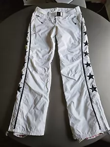 Jet Set weiße Skihose mit schwarzen Sternen; Sternengürtel; Größe 4 - Bild 1 von 13